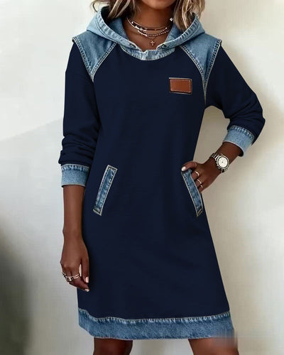 Robe à capuche avec empiècements denim
