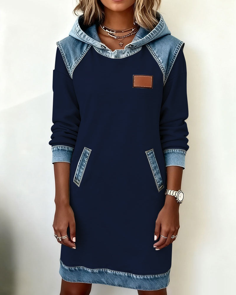 Robe à capuche avec empiècements denim