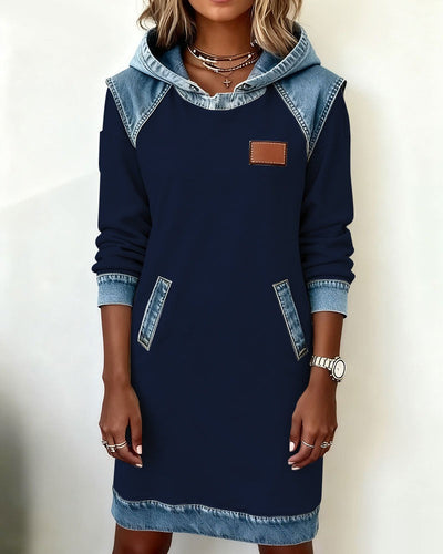 Robe à capuche avec empiècements denim