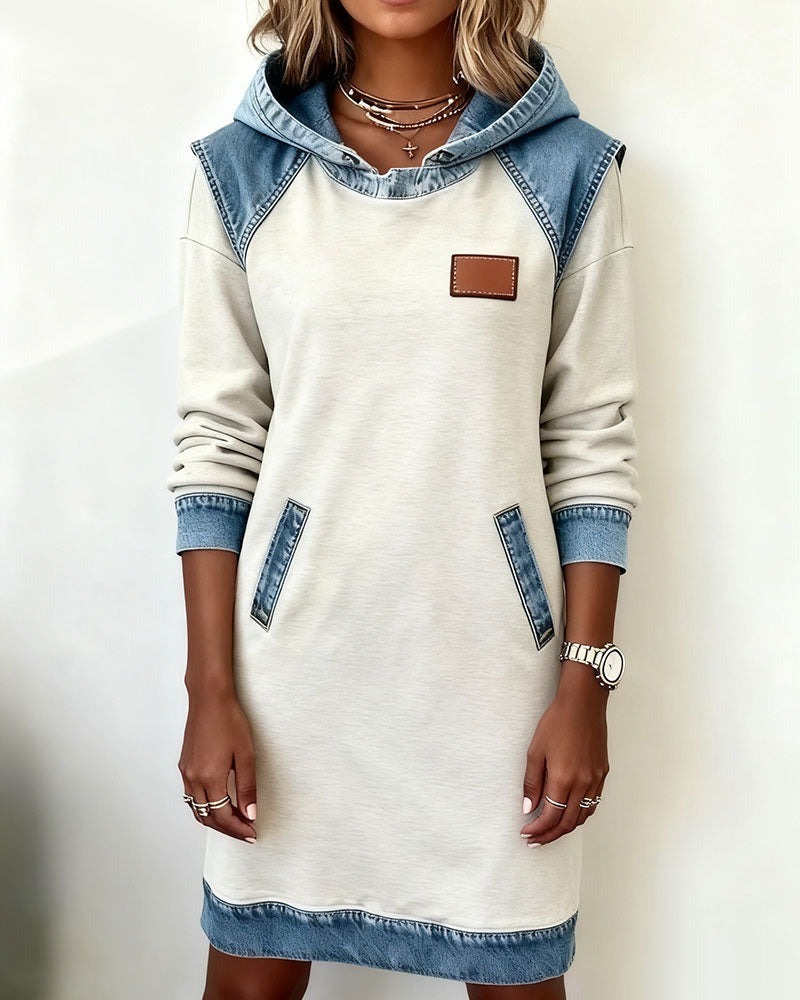 Robe à capuche avec empiècements denim