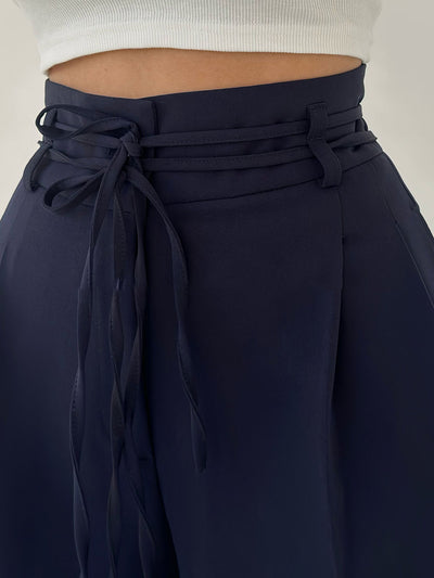 SeravaParis™ | Pantalon palazzo taille haute avec ceinture nouée