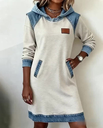 Robe à capuche avec empiècements denim
