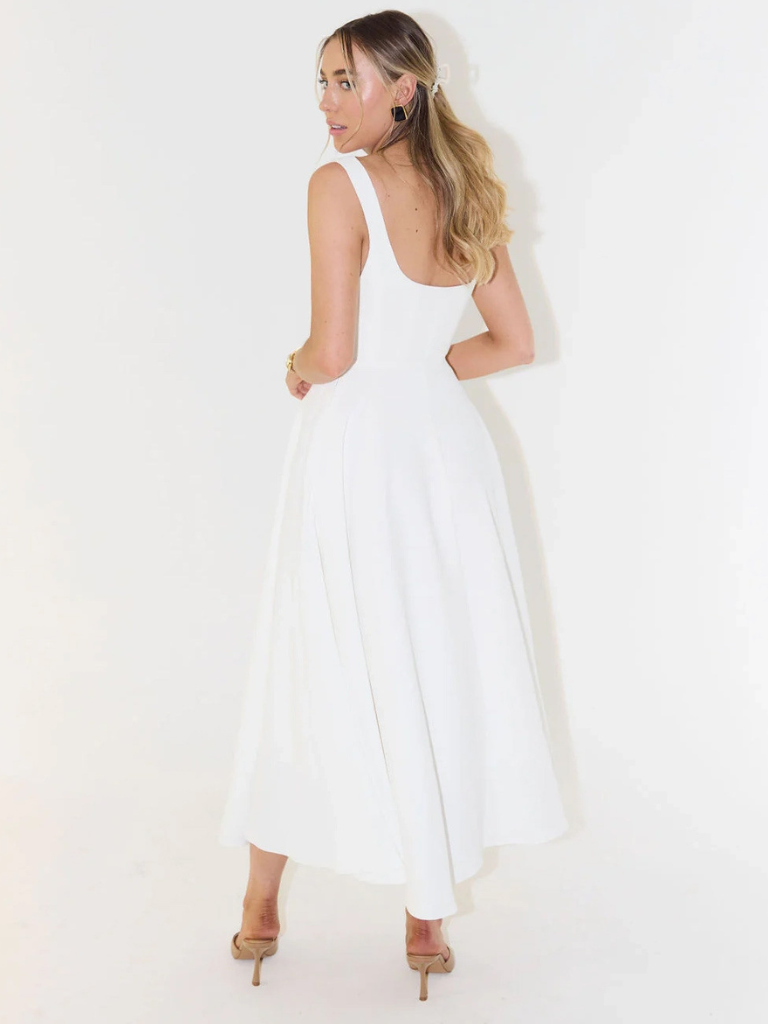 Helena | Robe longue à décolleté carré