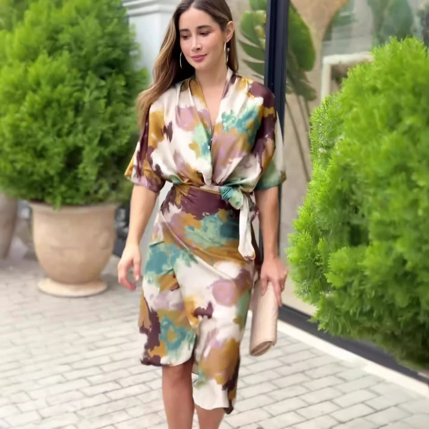 Stefka | Robe élégante à imprimé abstrait, type wrap pour femmes