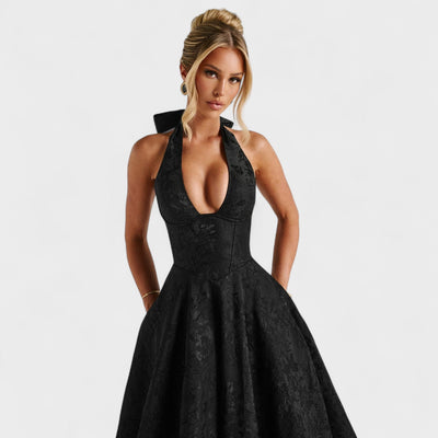 Effie – Robe Midi Texturée avec Décolleté Halter