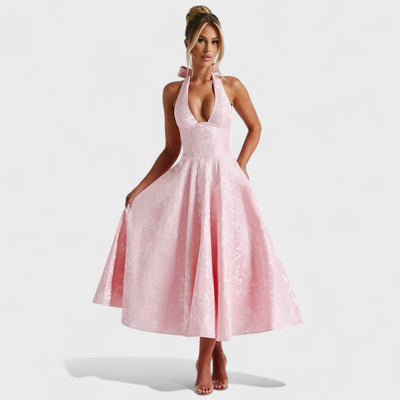 Effie – Robe Midi Texturée avec Décolleté Halter