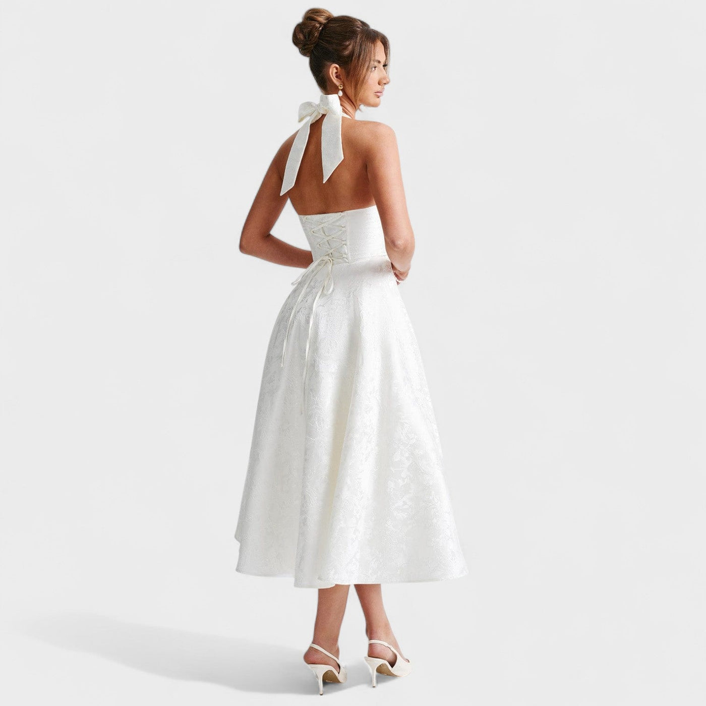 Effie – Robe Midi Texturée avec Décolleté Halter