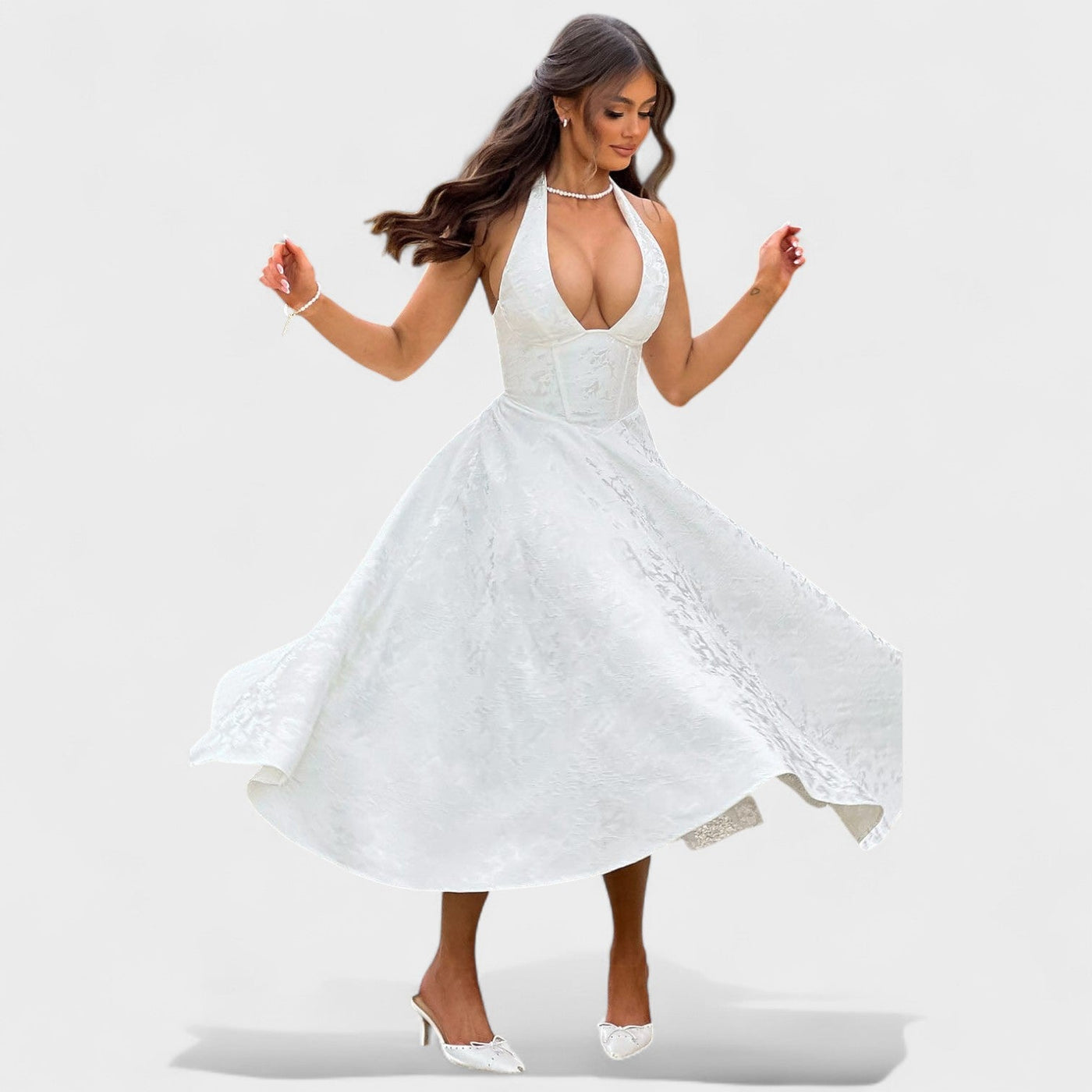 Effie – Robe Midi Texturée avec Décolleté Halter