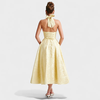 Effie – Robe Midi Texturée avec Décolleté Halter