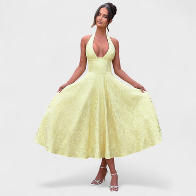 Effie – Robe Midi Texturée avec Décolleté Halter