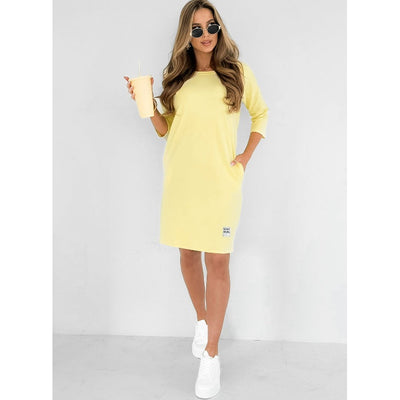 Liwia | Robe midi classique avec décolleté rond et poches
